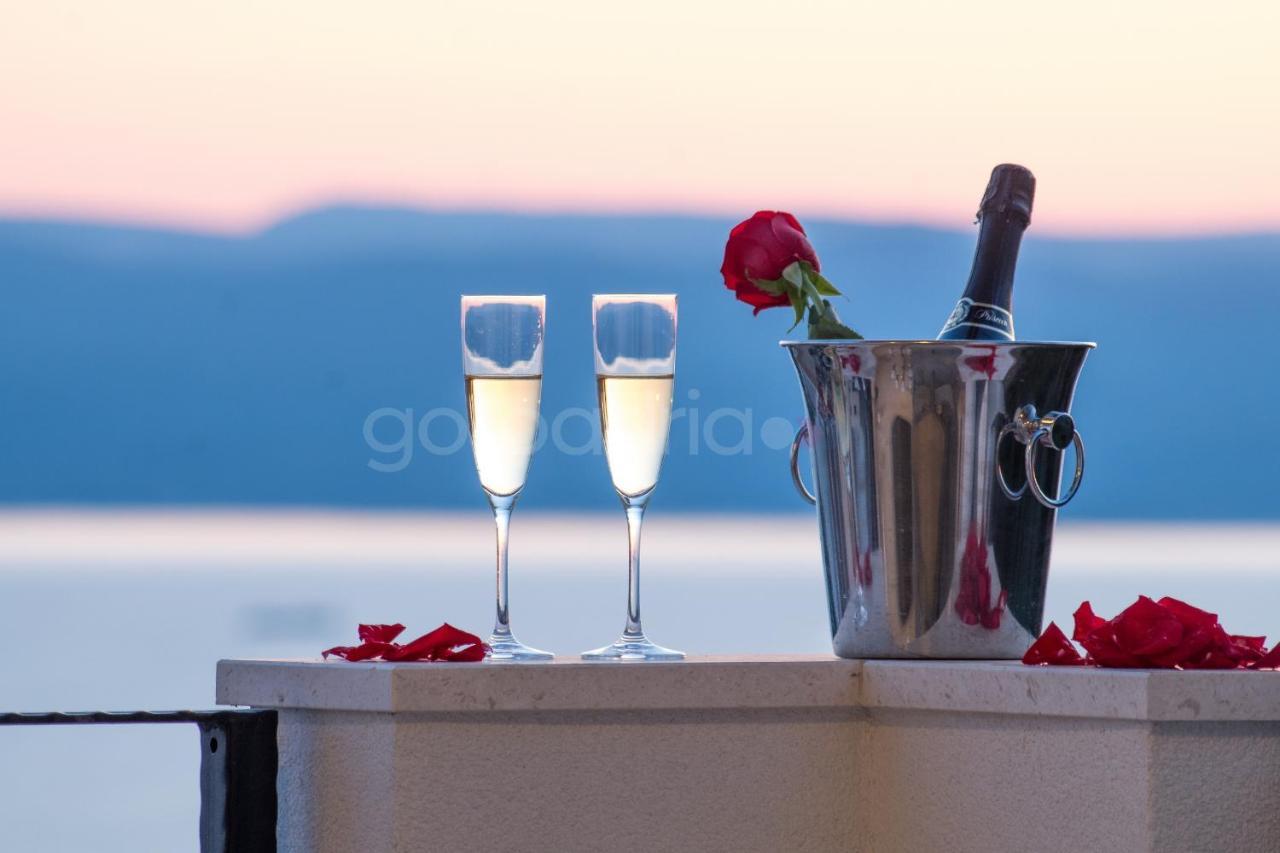 Smaragd - Opal - Luxury With Shared Pool And Private Hot Tub Apartament *