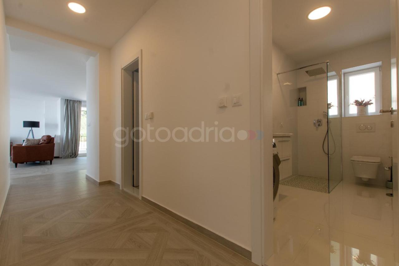 Apartament Smaragd - Opal - Luxury With Shared Pool And Private Hot Tub *